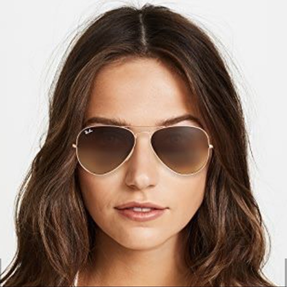 Aviator RayBan sunglasses. Come with the case